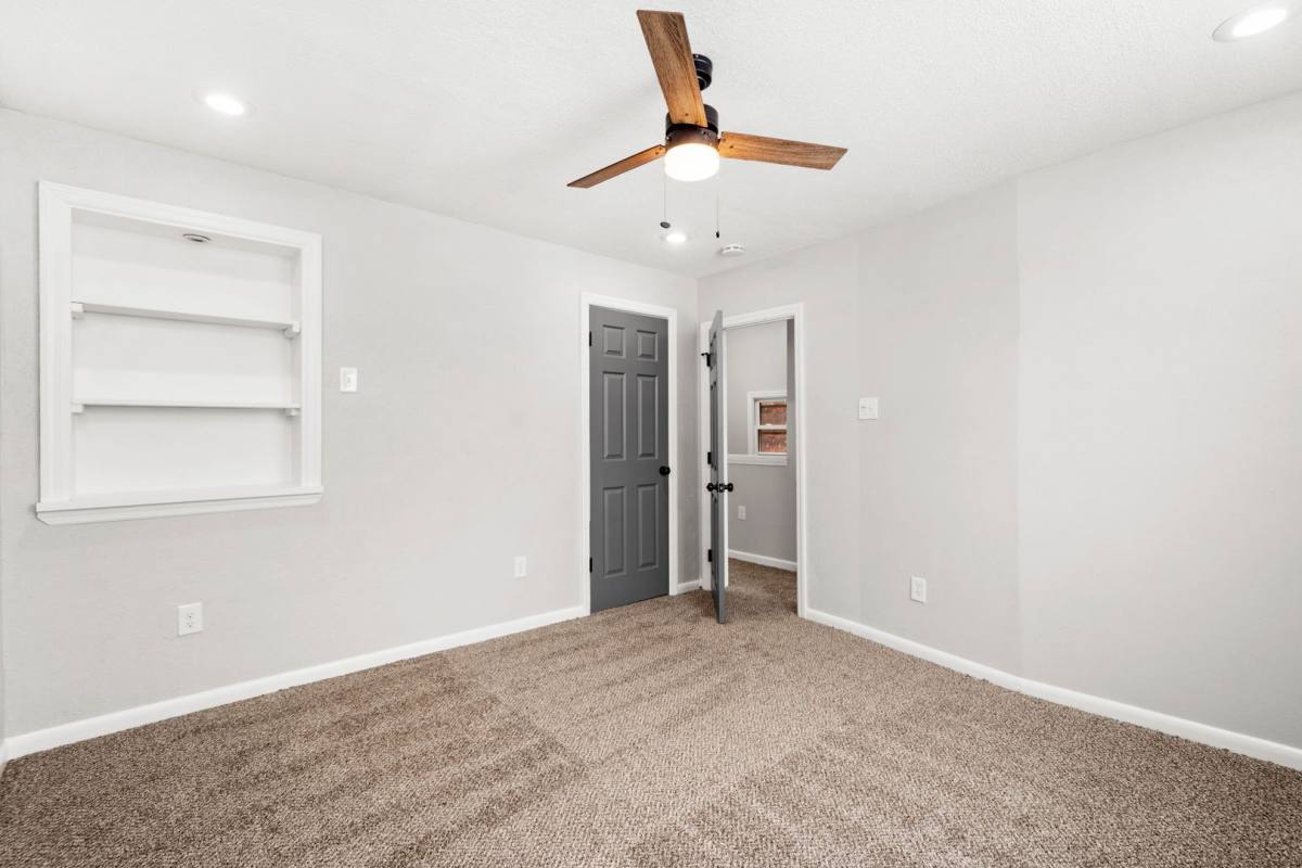 House for rent at 122 Kirk Ave, Pittsburgh, PA 15227