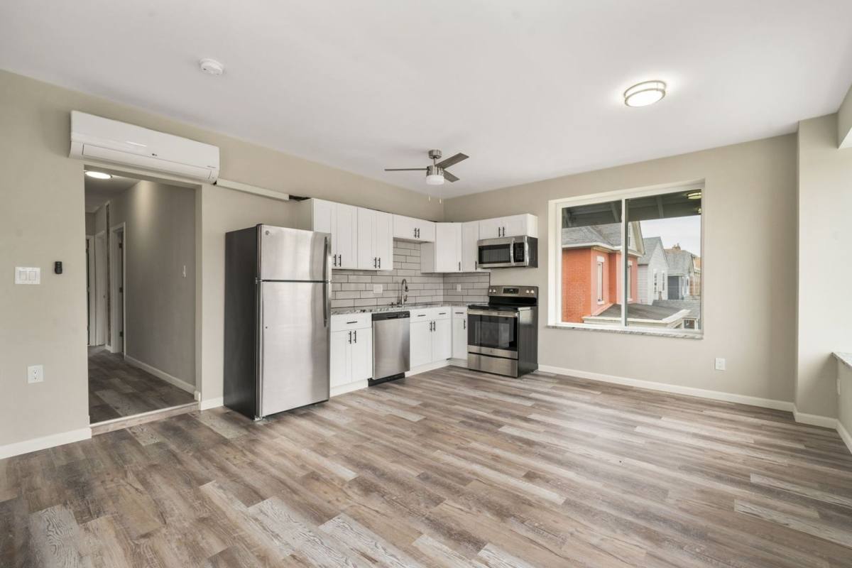 Apartment for rent at 741 Sullivant Ave, Columbus, OH 43222