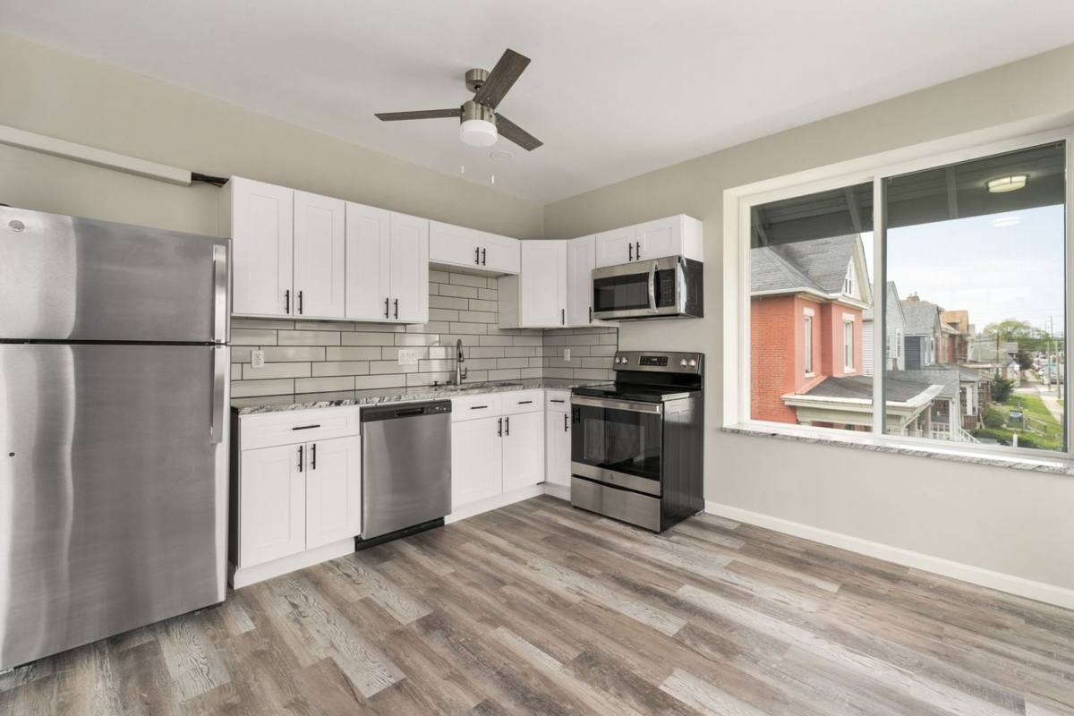 Apartment for rent at 741 Sullivant Ave, Columbus, OH 43222