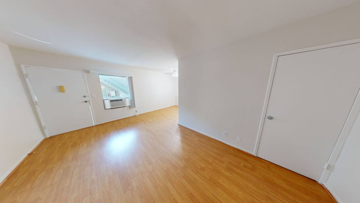 Apartment for rent at 1042 N Stanley Ave, Los Angeles, CA 90046