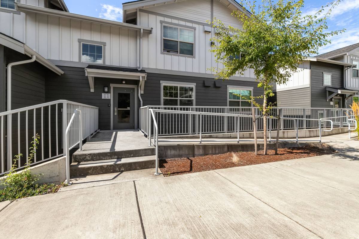 Apartment for rent at 221 Prince Ave, Bellingham, WA 98226