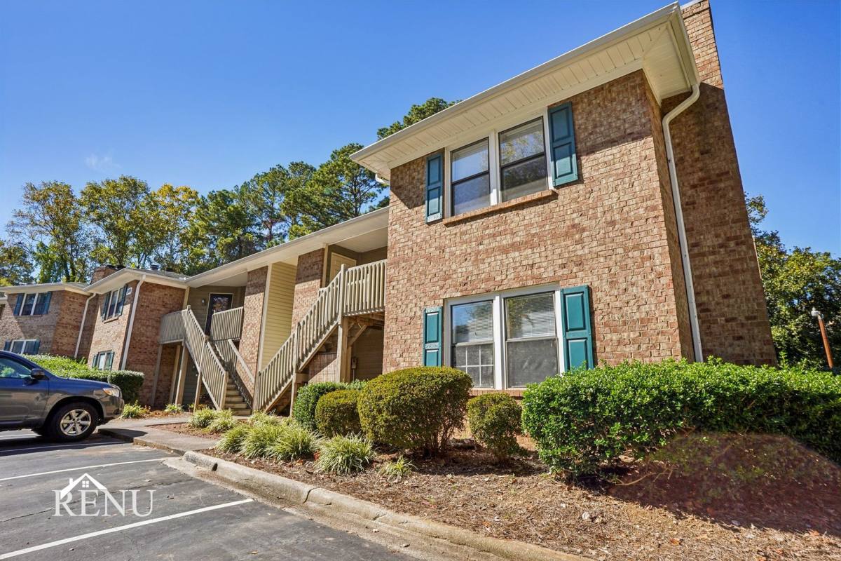 Apartment for rent at 511 Bethabara Hills Court, Winston Salem, NC 27106