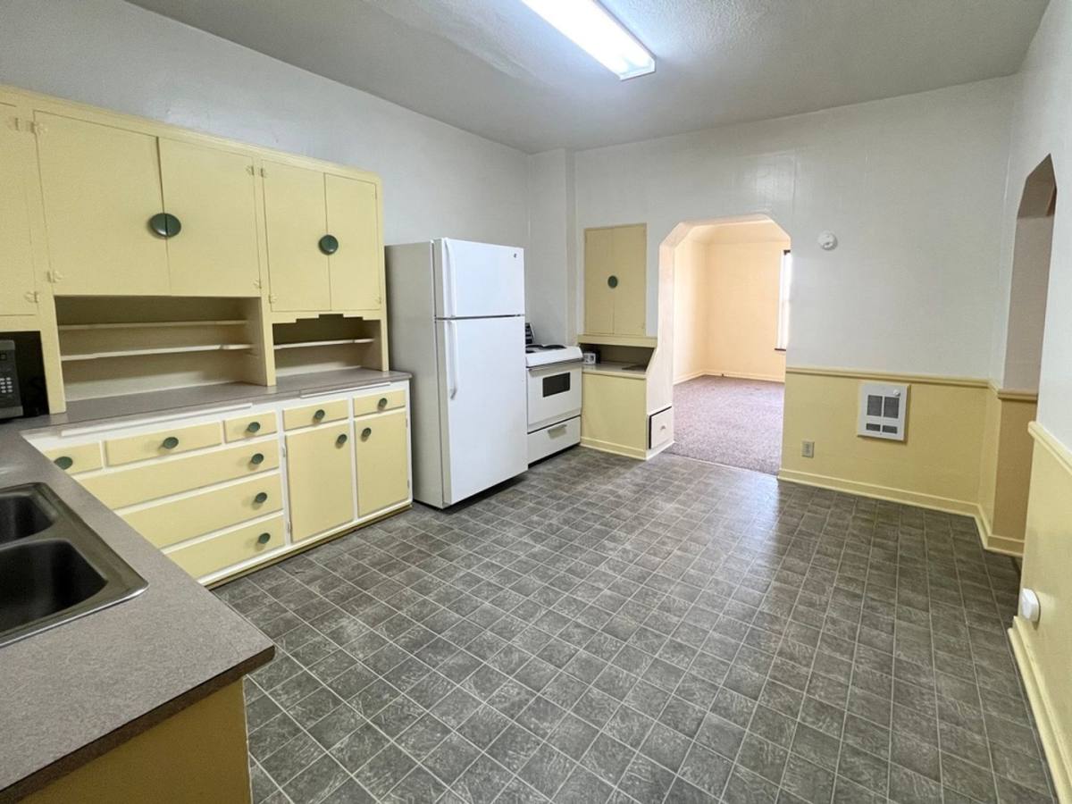 Apartment for rent at 416 N Pine St, Ellensburg, WA 98926