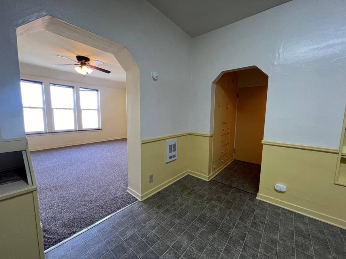 Apartment for rent at 416 N Pine St, Ellensburg, WA 98926