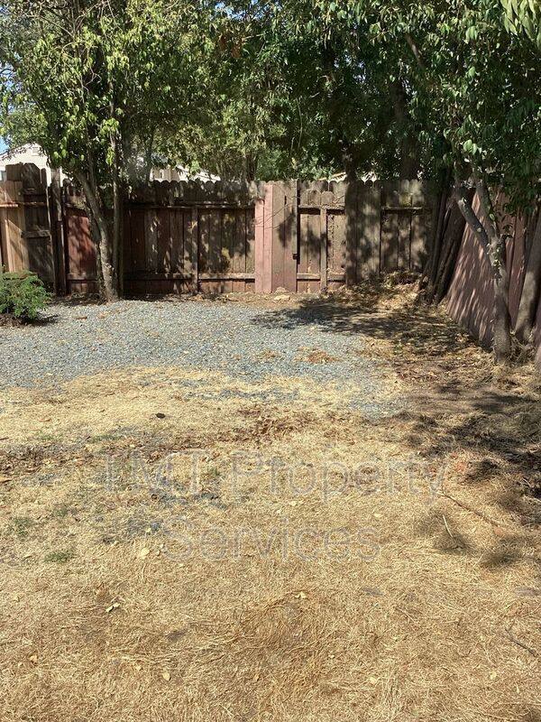 House for rent at 4116 W Nichols Ave, Sacramento, CA 95820
