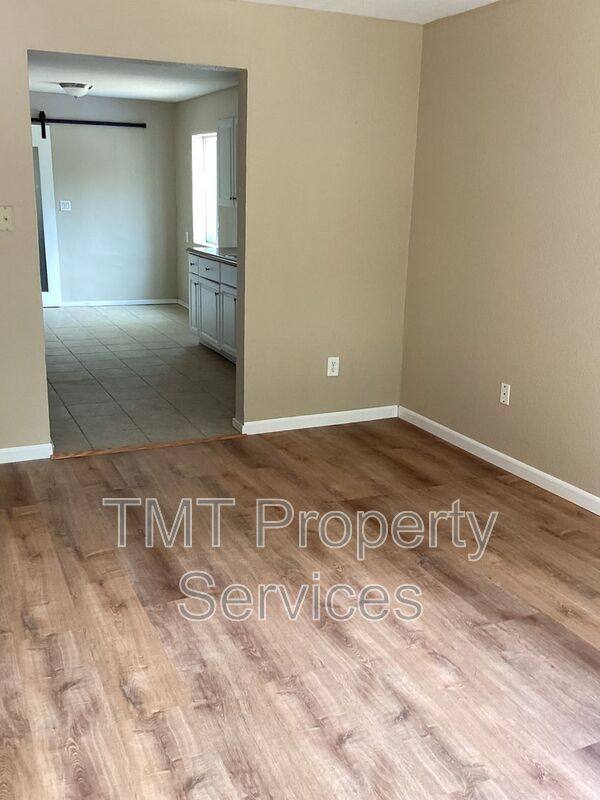 House for rent at 4116 W Nichols Ave, Sacramento, CA 95820