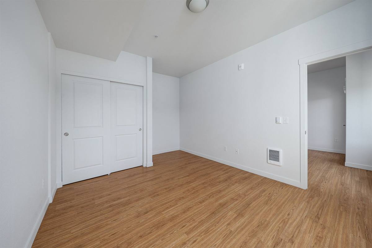 Apartment for rent at 7550 N Lombard St, Portland, OR 97203