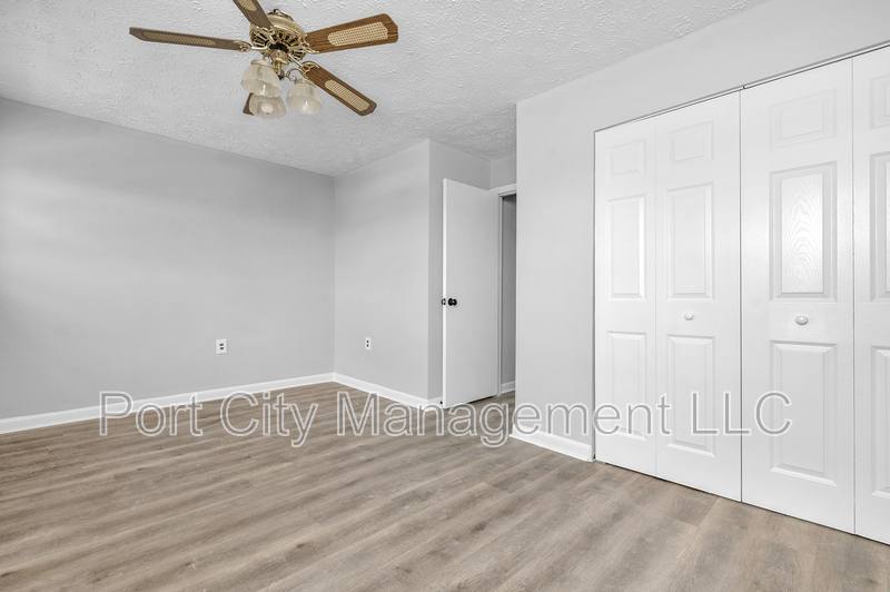 Townhouse for rent at 7484 Rabon Ave, Dundalk, MD 21222