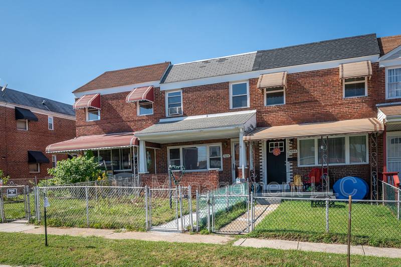 Townhouse for rent at 7484 Rabon Ave, Dundalk, MD 21222