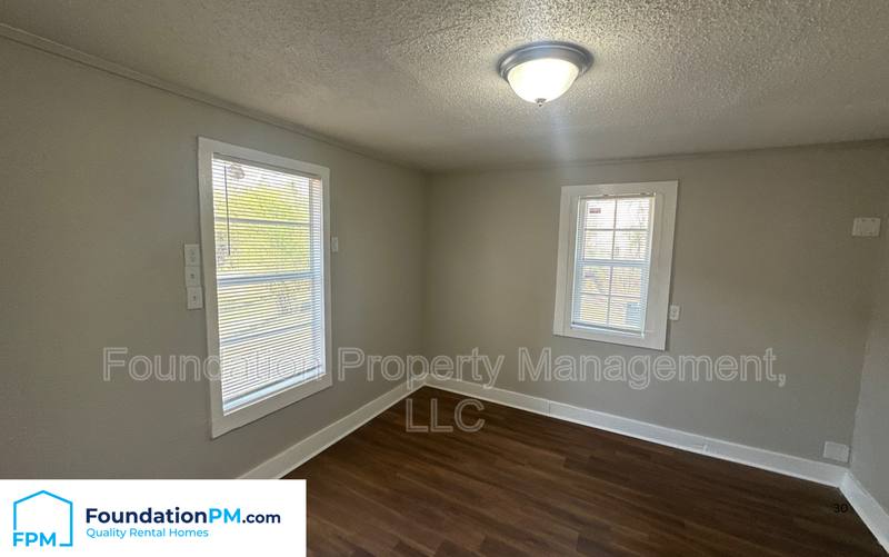 House for rent at 1596 Barton St, Memphis, TN 38106