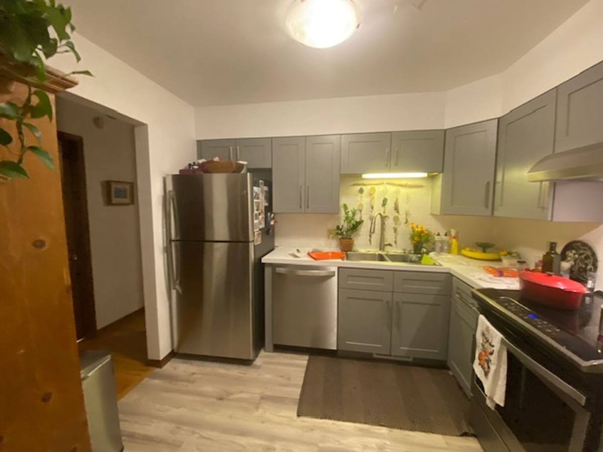 Apartment for rent at 957 Roxwood Lane, Boulder, CO 80303