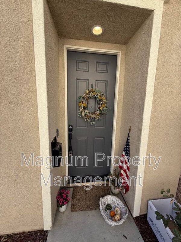 House for rent at 30411 Ridgecrest Rd #A, Winchester, CA 92596