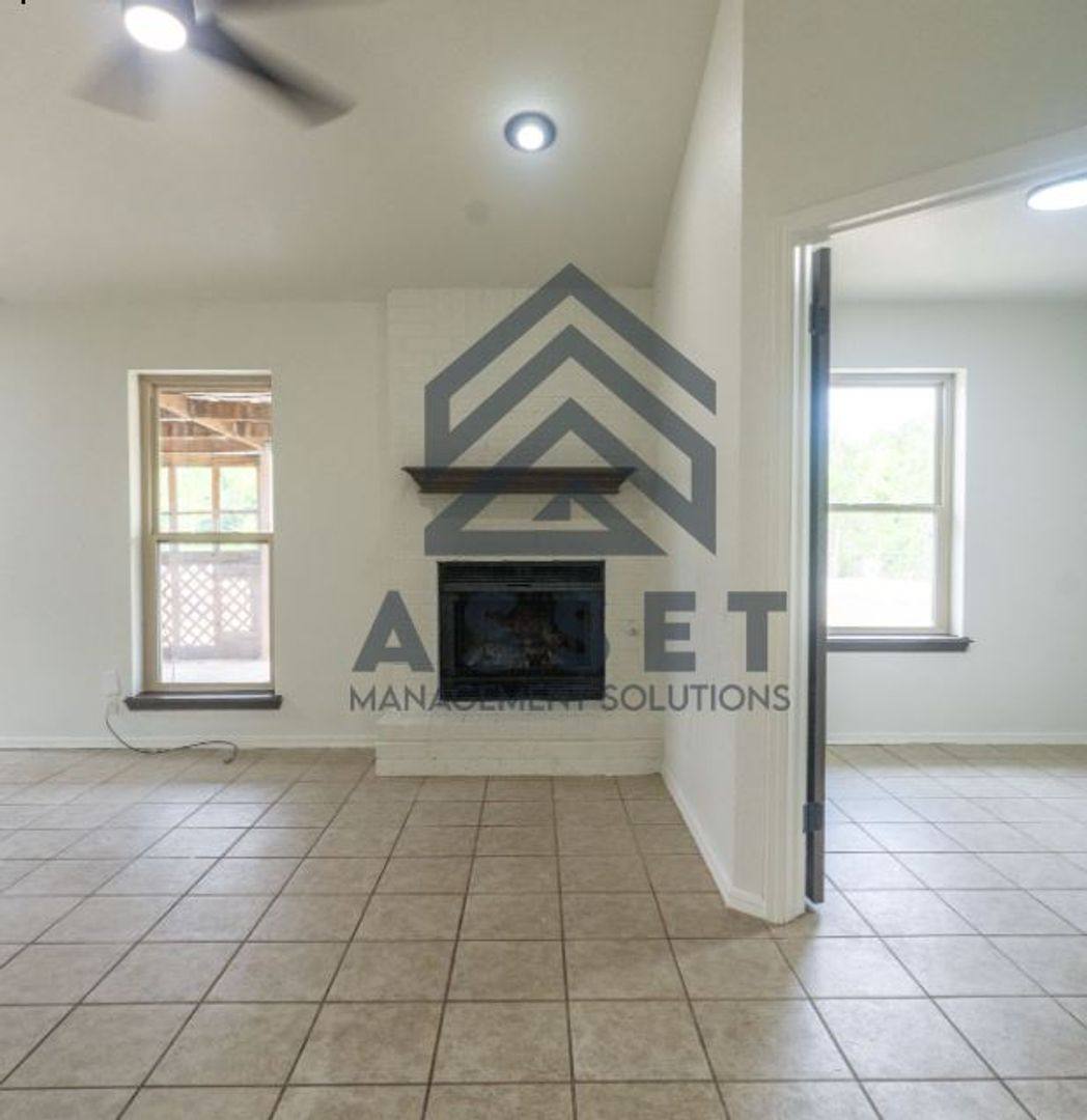 House for rent at 1605 Blessing Court, Norman, OK 73071