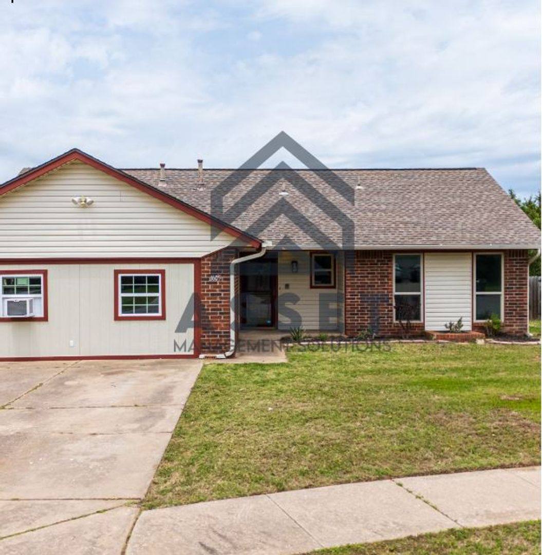House for rent at 1605 Blessing Court, Norman, OK 73071