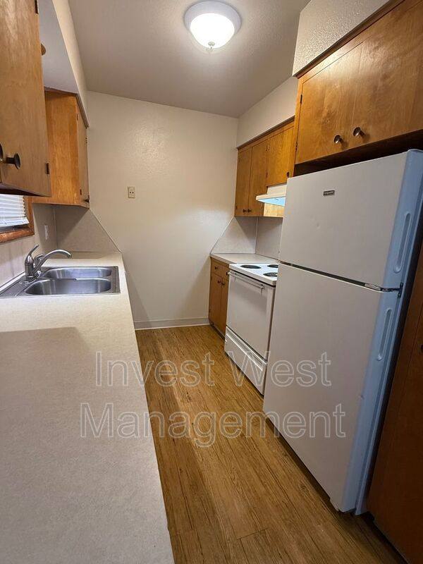 Apartment for rent at 6409 Kansas St #F, Vancouver, WA 98661