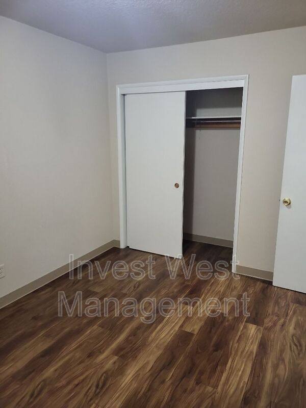 Apartment for rent at 6409 Kansas St #F, Vancouver, WA 98661