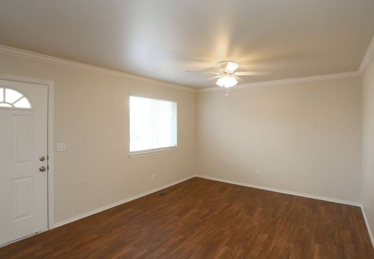 Apartment for rent at 800 Chowning Ave, Edmond, OK 73034