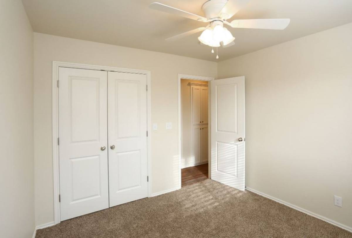 Apartment for rent at 800 Chowning Ave, Edmond, OK 73034