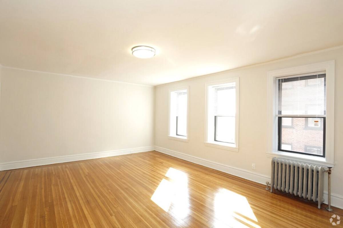 Apartment for rent at 39-41 N Fullerton Ave, Montclair, NJ 07042