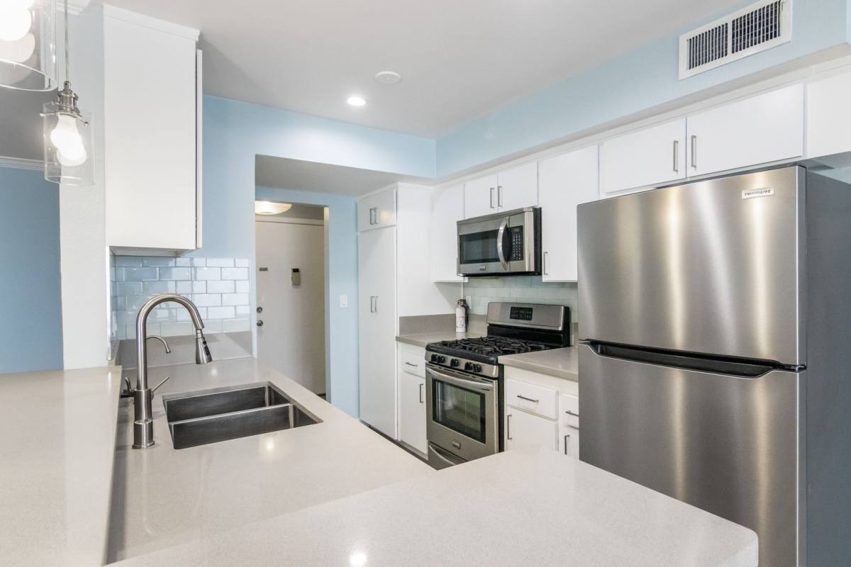 Condo for rent at 4520 Natick Ave, Sherman Oaks, CA 91403
