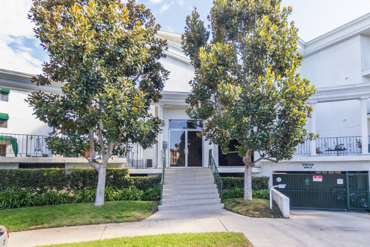 Condo for rent at 4520 Natick Ave, Sherman Oaks, CA 91403