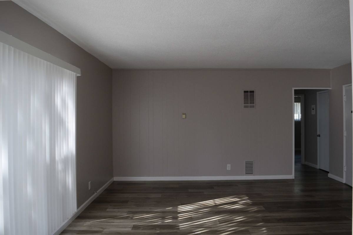 Apartment for rent at 4515 Santo Tomas Dr, Los Angeles, CA 90008