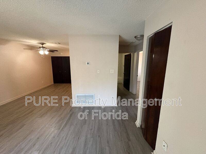 Apartment for rent at 2040 SE 40th St Rd 1-4 #C, Ocala, FL 34480