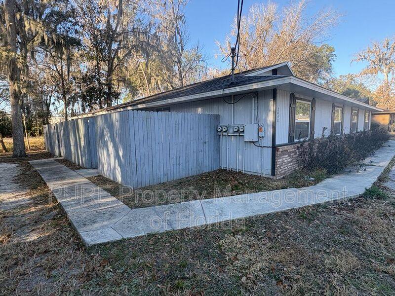 Apartment for rent at 2040 SE 40th St Rd 1-4 #C, Ocala, FL 34480