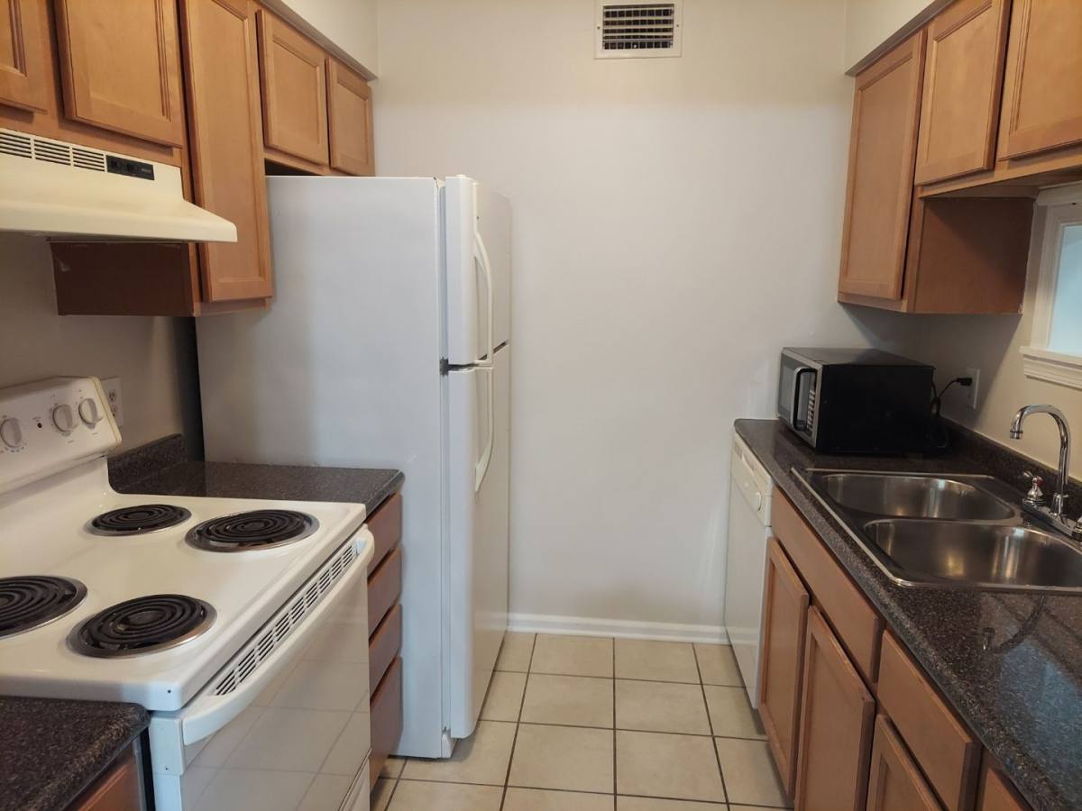 Condo for rent at 1420 Deerpond Lane, Virginia Beach, VA 23464