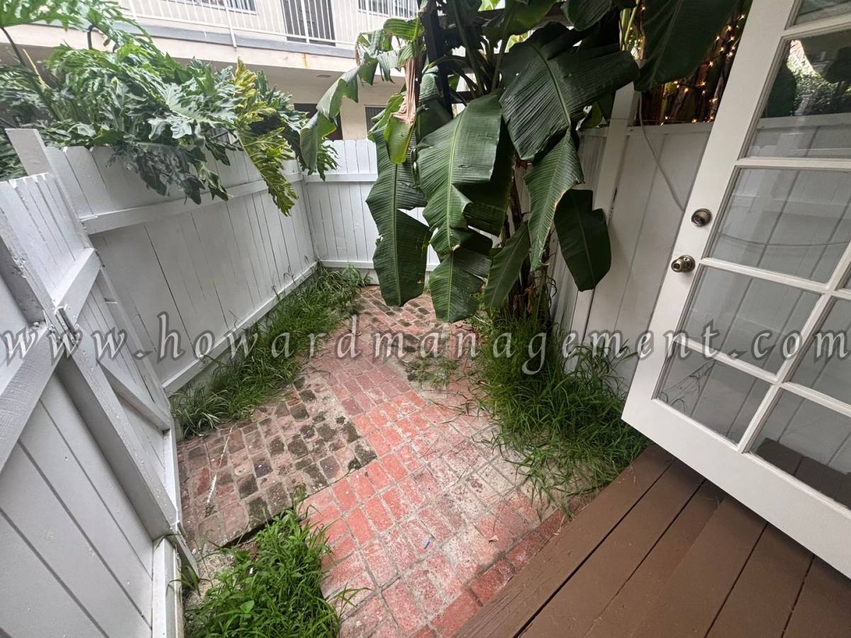 Apartment for rent at 1560 Saltair Ave, Los Angeles, CA 90025