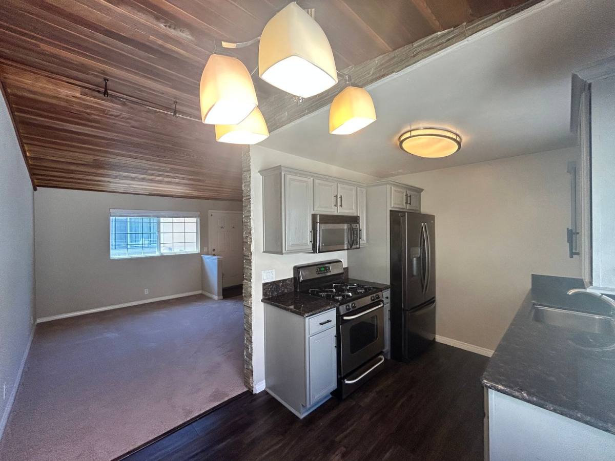 4524 Wilson Ave #204, San Diego, CA 92116