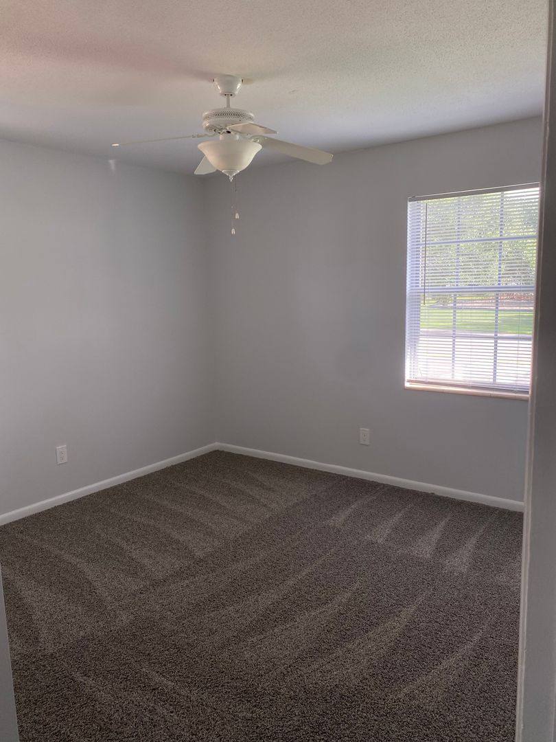 Apartment for rent at 524 W Tharpe St, Tallahassee, FL 32303