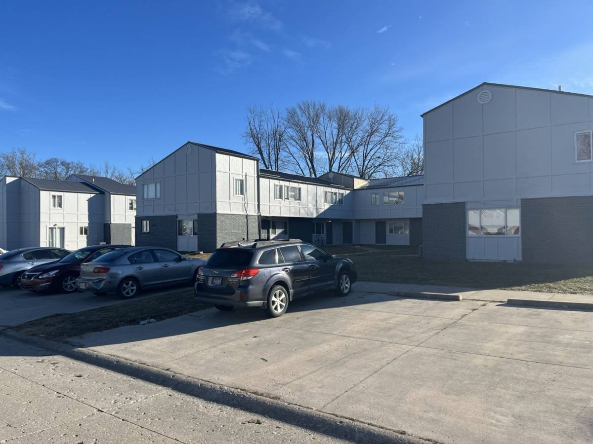 Townhouse for rent at 1221 W Breckinridge Dr, Mexico, MO 65265