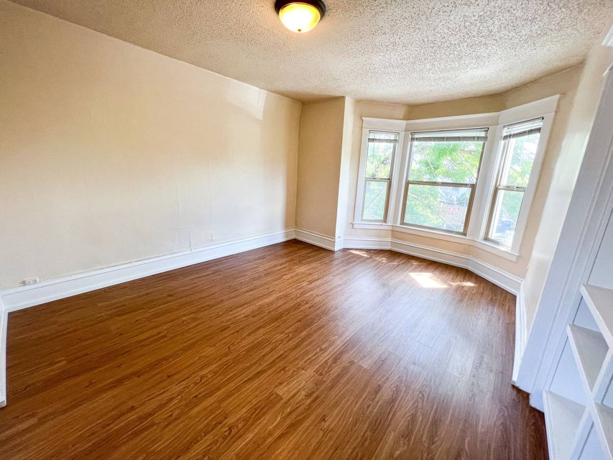 Apartment for rent at 321 Broadway E, Seattle, WA 98102
