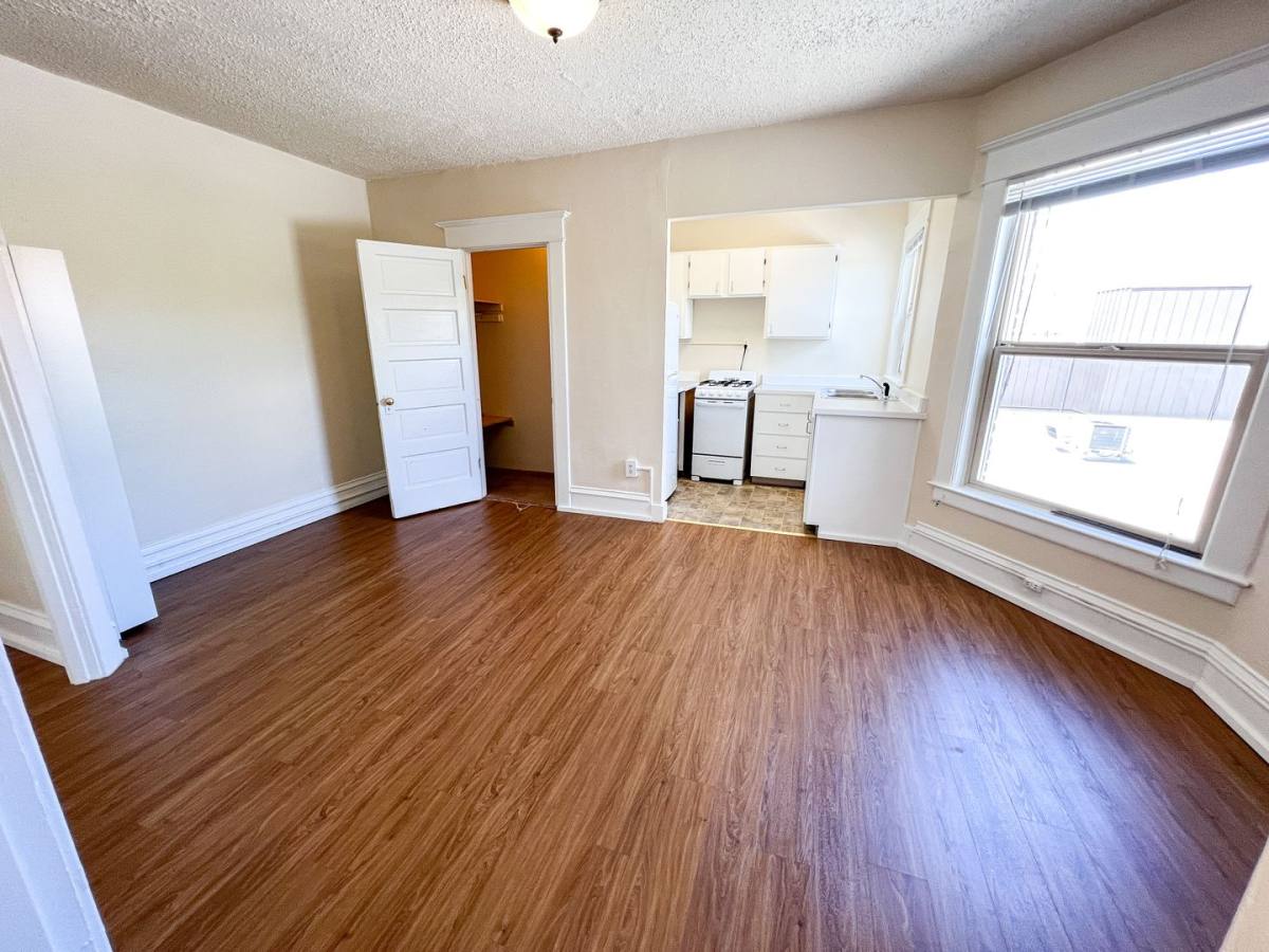 Apartment for rent at 321 Broadway E, Seattle, WA 98102