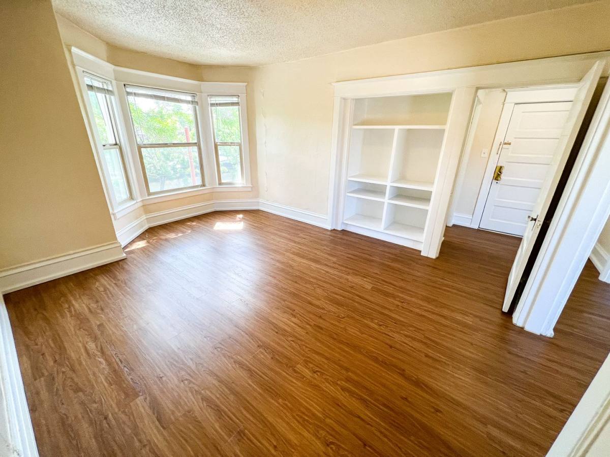 Apartment for rent at 321 Broadway E, Seattle, WA 98102