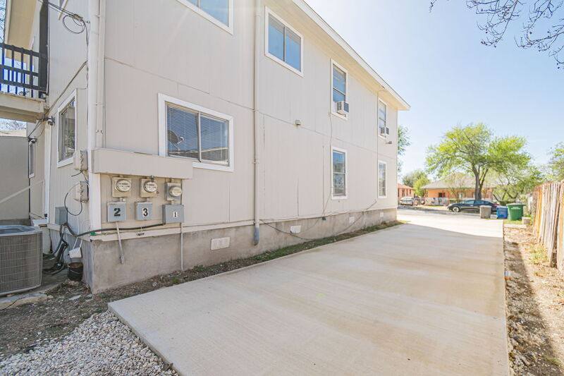 Apartment for rent at 2323 Arbor Place #2, San Antonio, TX 78207