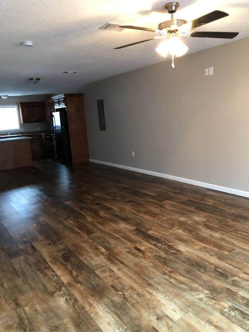 Apartment for rent at 593 Beach Rd, Baxley, GA 31513