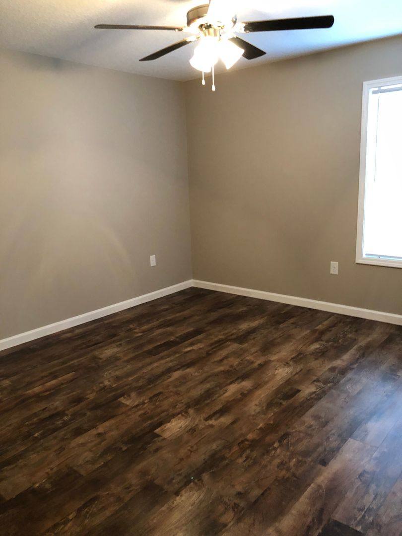Apartment for rent at 593 Beach Rd, Baxley, GA 31513