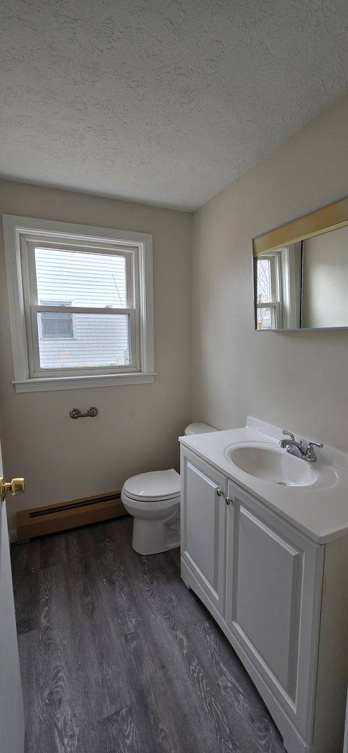 Apartment for rent at 35-37 Westland Ave, Manchester, NH 03103