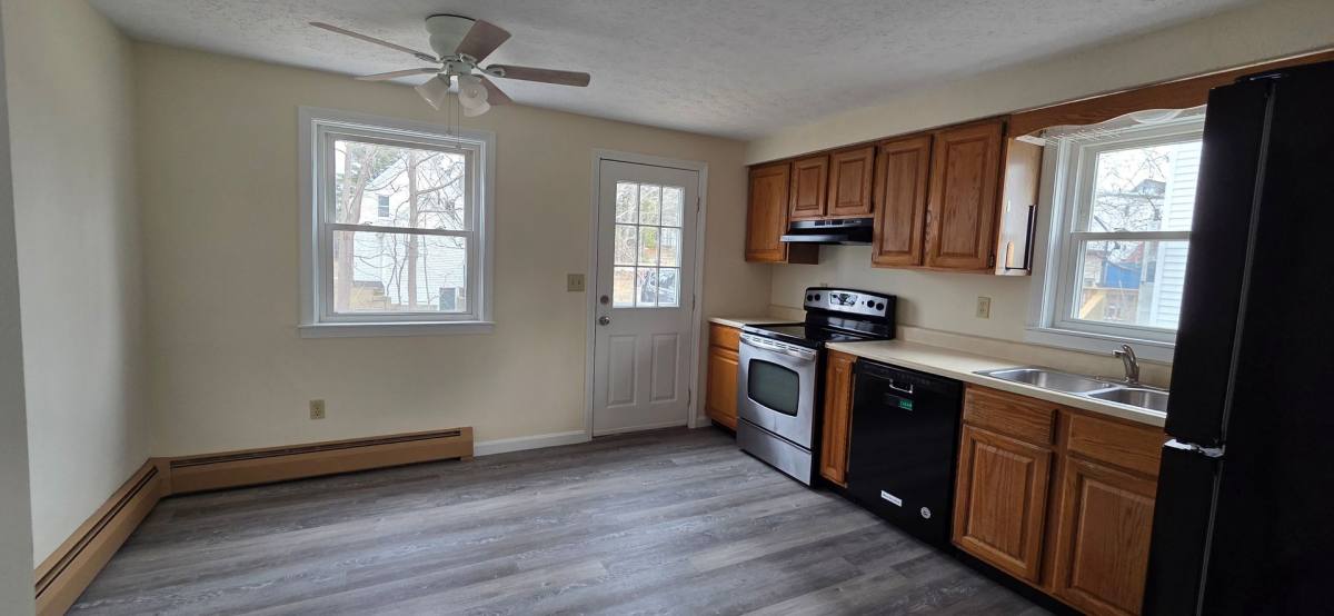 Apartment for rent at 35-37 Westland Ave, Manchester, NH 03103