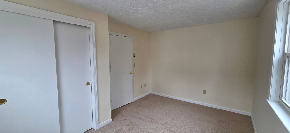 Apartment for rent at 35-37 Westland Ave, Manchester, NH 03103