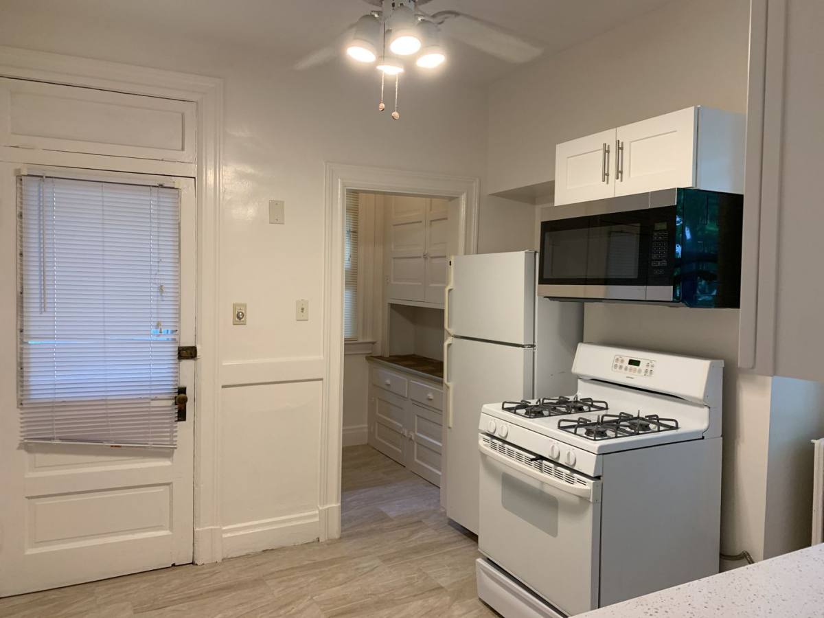 Apartment for rent at 5542 Fair Oaks St, Pittsburgh, PA 15217