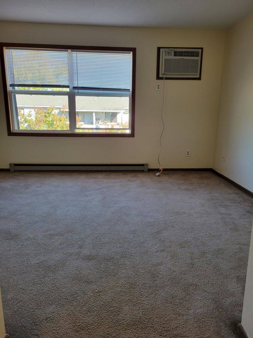 Apartment for rent at 211 W Johnson St, River Falls, WI 54022