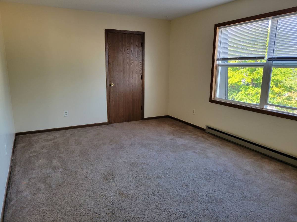 Apartment for rent at 211 W Johnson St, River Falls, WI 54022