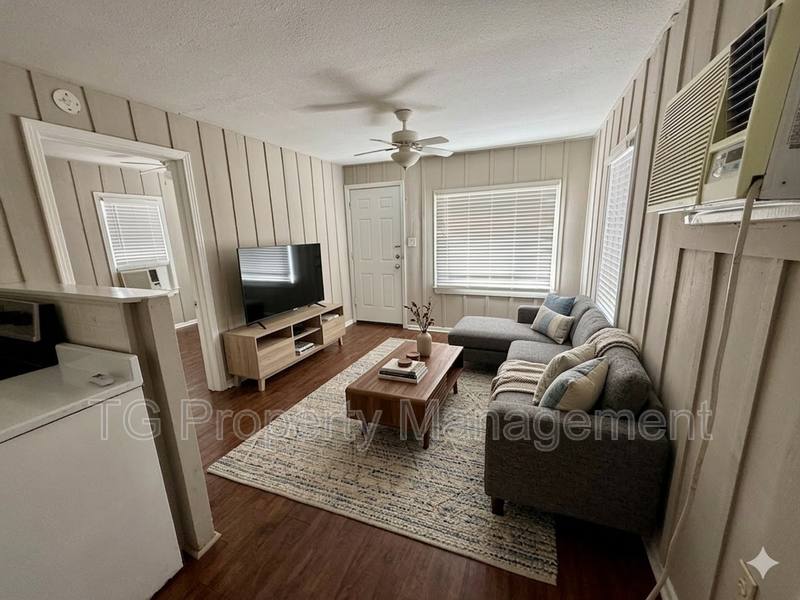 House for rent at 5687 Akra Ave, Jacksonville, FL 32205
