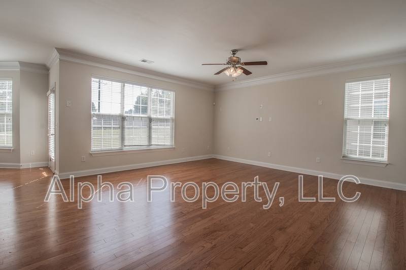 House for rent at 311 Cypresshill Court, Simpsonville, SC 29681