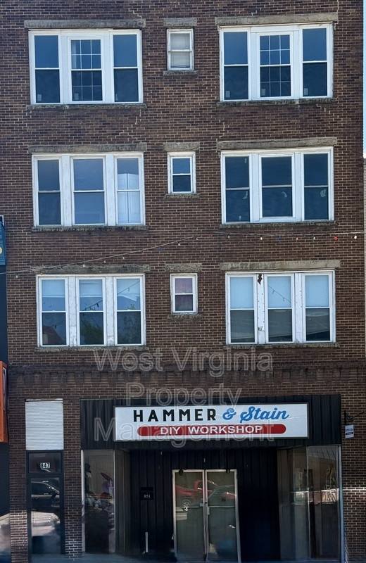 Apartment for rent at 847 Mercer St #4, Princeton, WV 24740