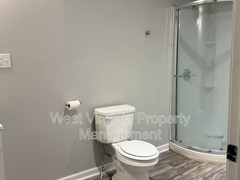 Apartment for rent at 847 Mercer St #4, Princeton, WV 24740