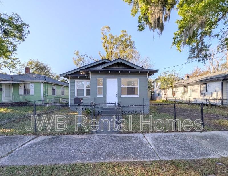 House for rent at 1316 W 31st St, Jacksonville, FL 32209